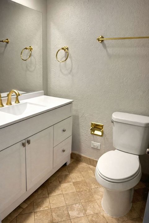 Tiny photo for 7061 N Kedzie Avenue #115, Chicago, IL 60645 (MLS # 12572306)