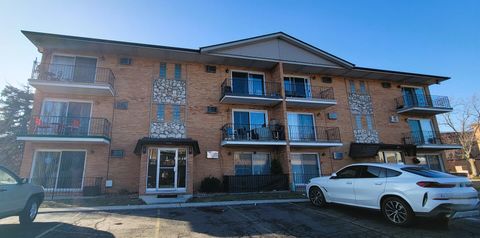 Photo of 7550 W 111th Street #1B, Worth, IL 60482 (MLS # 12543354)