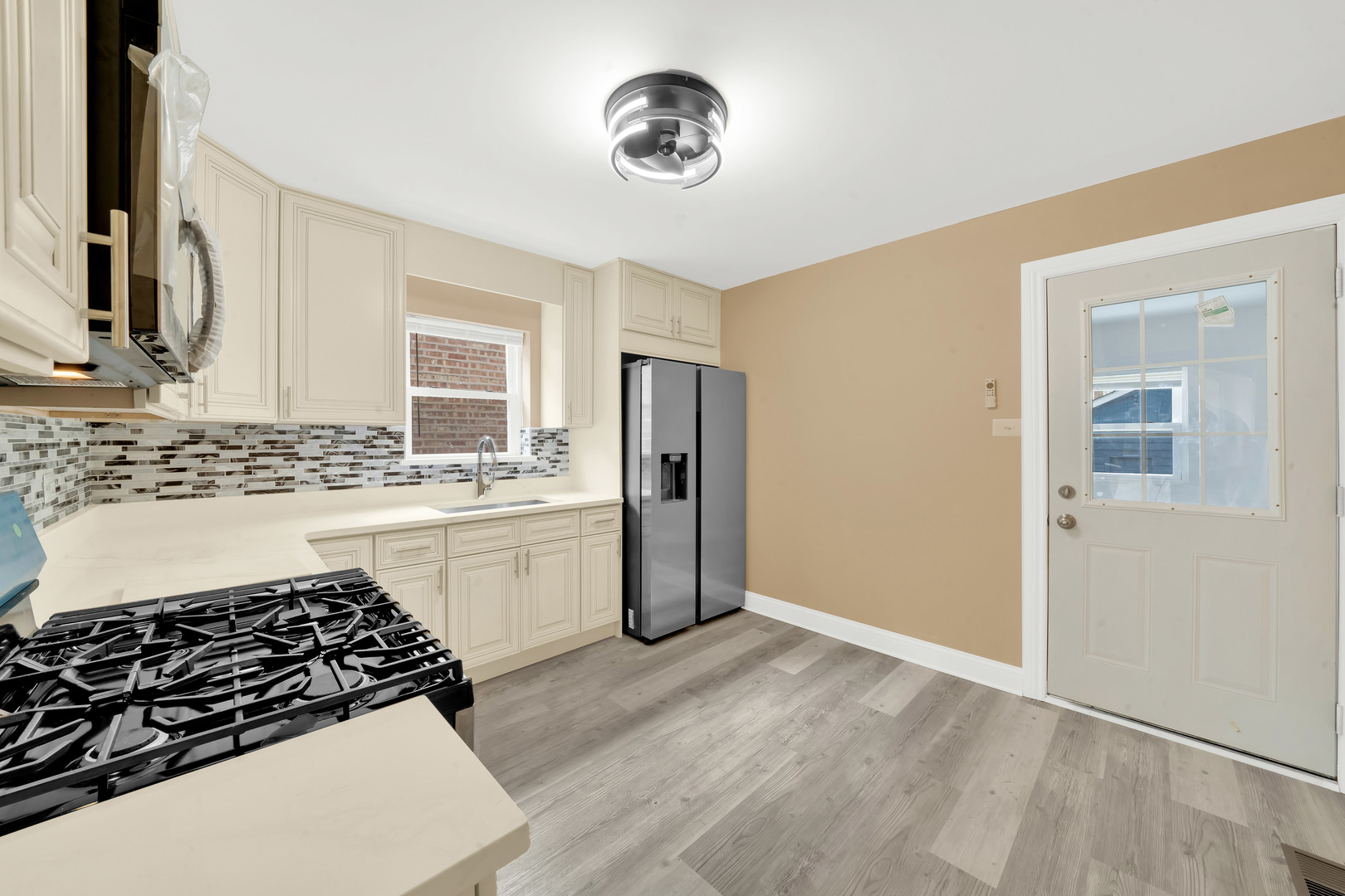 3435 W 71st Place