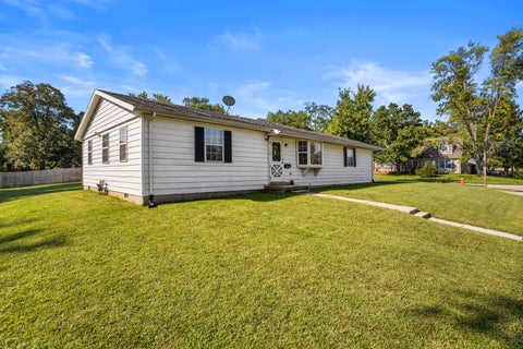 Tiny photo for 1701 E WASHINGTON Street, Urbana, IL 61802 (MLS # 12755843)