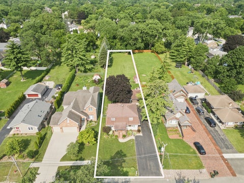 Tiny photo for 310 N Washington Street, Westmont, IL 60559 (MLS # 12701656)