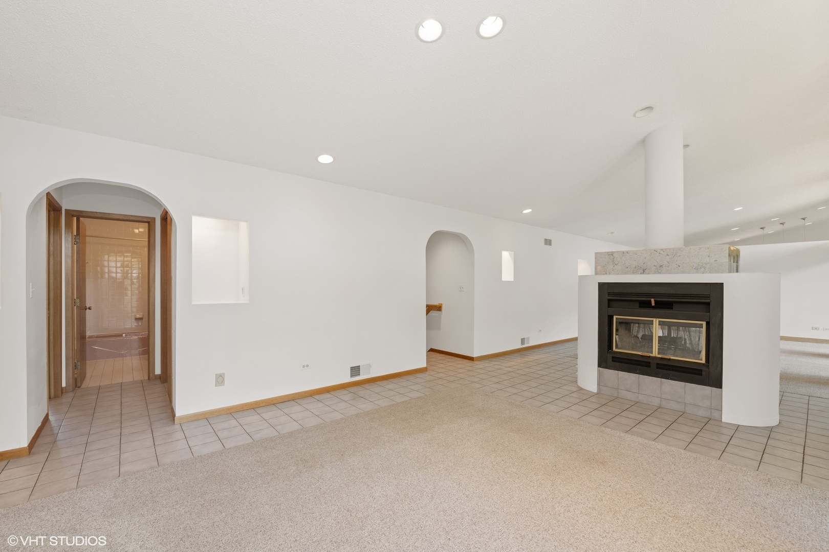 1071 Oakhurst Lane