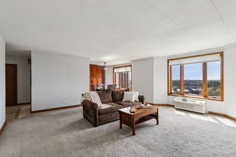 Tiny photo for 1 Renaissance Place #1022, Palatine, IL 60067 (MLS # 12620457)