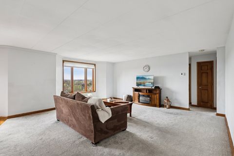 Tiny photo for 1 Renaissance Place #1022, Palatine, IL 60067 (MLS # 12620457)
