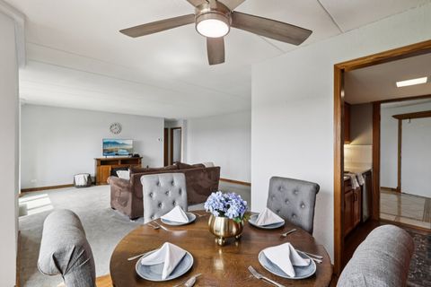 Tiny photo for 1 Renaissance Place #1022, Palatine, IL 60067 (MLS # 12620457)