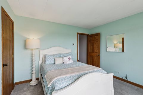 Tiny photo for 1 Renaissance Place #1022, Palatine, IL 60067 (MLS # 12620457)