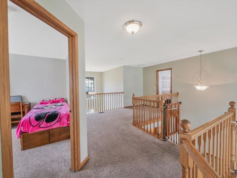 Tiny photo for 402 S Palmer Drive, Bolingbrook, IL 60490 (MLS # 12466432)