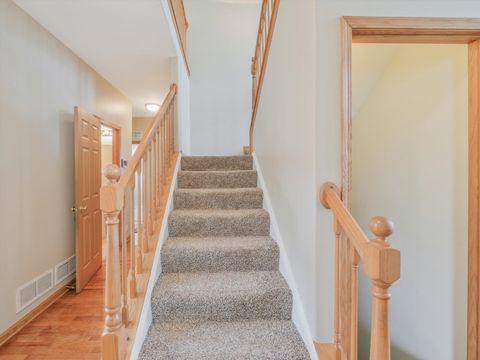 Tiny photo for 402 S Palmer Drive, Bolingbrook, IL 60490 (MLS # 12466432)