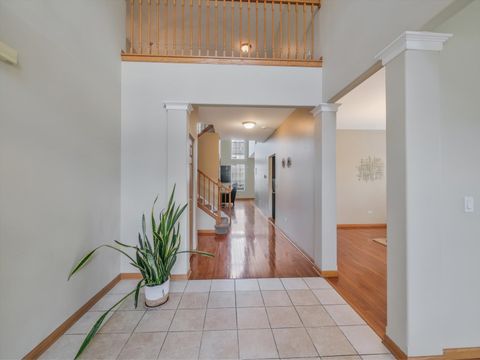 Tiny photo for 402 S Palmer Drive, Bolingbrook, IL 60490 (MLS # 12466432)