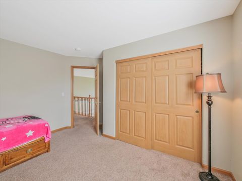 Tiny photo for 402 S Palmer Drive, Bolingbrook, IL 60490 (MLS # 12466432)