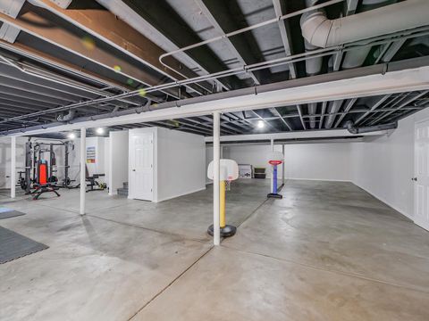 Tiny photo for 402 S Palmer Drive, Bolingbrook, IL 60490 (MLS # 12466432)
