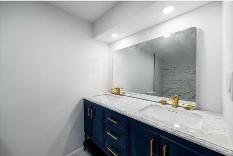 Tiny photo for 1300 Washington Street, Chicago Heights, IL 60411 (MLS # 12789470)