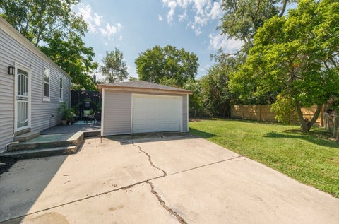 Tiny photo for 1300 Washington Street, Chicago Heights, IL 60411 (MLS # 12789470)