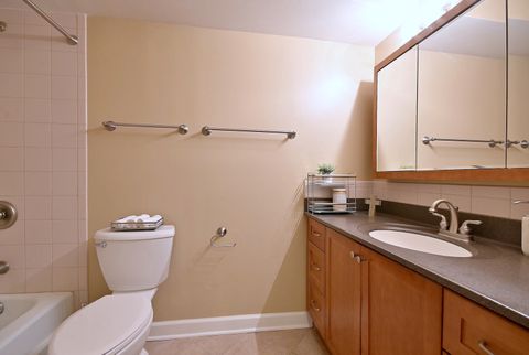 Tiny photo for 1880 Bonnie Lane #112, Hoffman Estates, IL 60169 (MLS # 12595356)