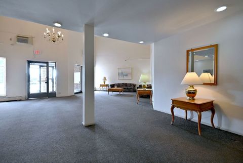 Tiny photo for 1880 Bonnie Lane #112, Hoffman Estates, IL 60169 (MLS # 12595356)