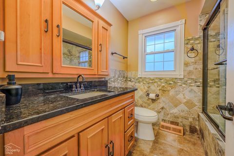 Tiny photo for 9113 Belleforte Avenue, Morton Grove, IL 60053 (MLS # 12582563)