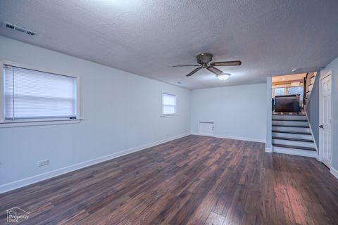 Tiny photo for 9113 Belleforte Avenue, Morton Grove, IL 60053 (MLS # 12582563)