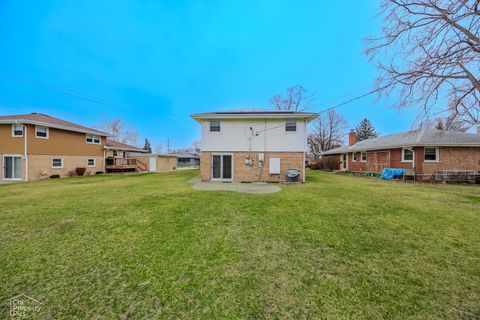 Tiny photo for 9113 Belleforte Avenue, Morton Grove, IL 60053 (MLS # 12582563)