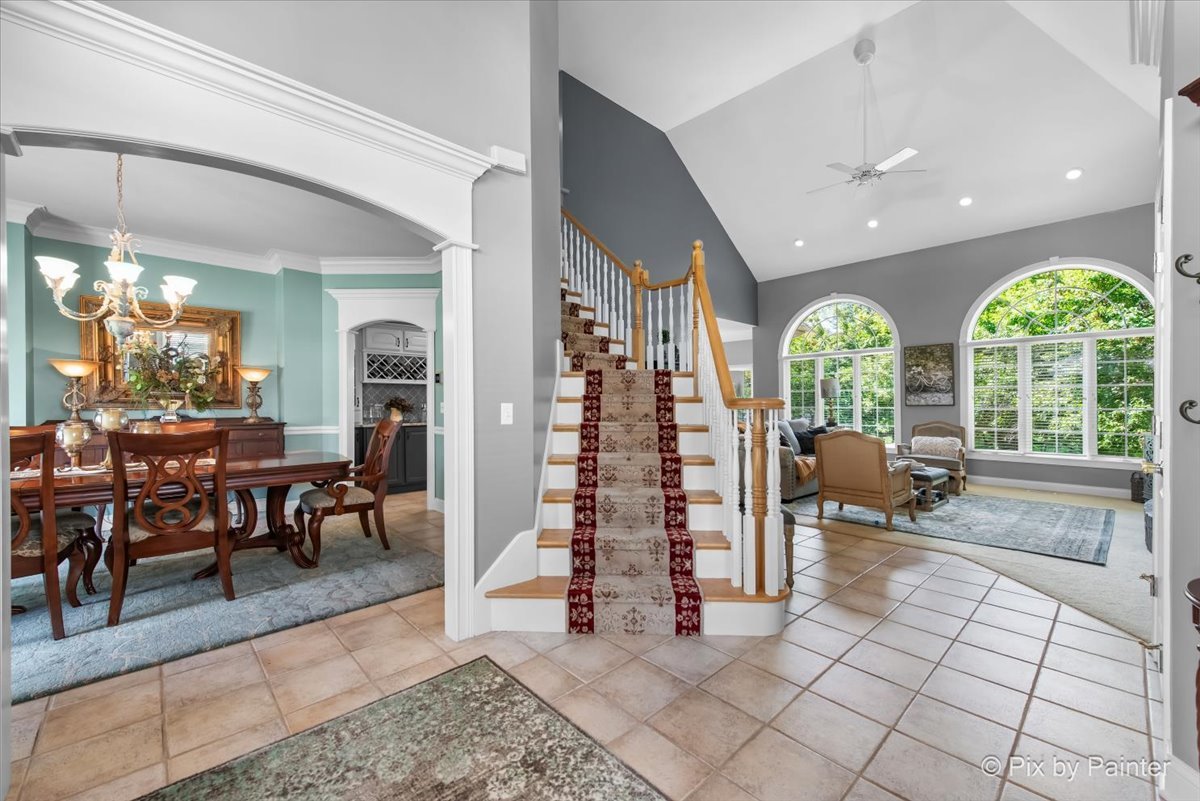 2548 Sutton Lane