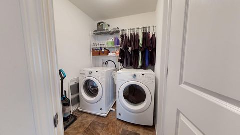 Tiny photo for 7215 Lexington Court, Joliet, IL 60431 (MLS # 12670813)