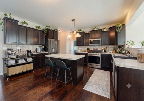 Tiny photo for 7215 Lexington Court, Joliet, IL 60431 (MLS # 12670813)