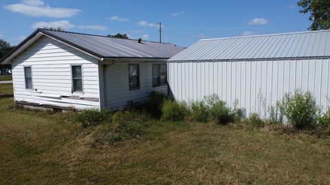 Tiny photo for 2029 E 2300 North Road, Watseka, IL 60970 (MLS # 12463605)
