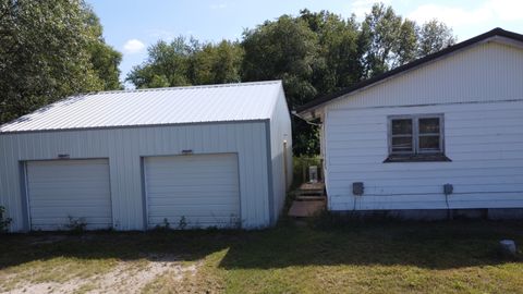 Tiny photo for 2029 E 2300 North Road, Watseka, IL 60970 (MLS # 12463605)