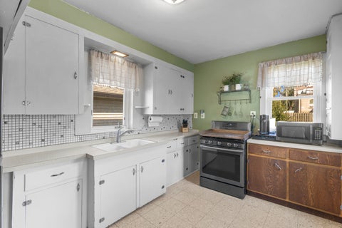 Tiny photo for 13 E 2nd Street, Sandwich, IL 60548 (MLS # 12780749)