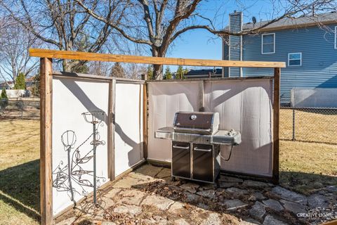 Tiny photo for 273 Bastian Drive, Sugar Grove, IL 60554 (MLS # 12599295)