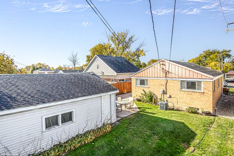 Tiny photo for 7929 S Kilbourn Avenue, Chicago, IL 60652 (MLS # 12517517)