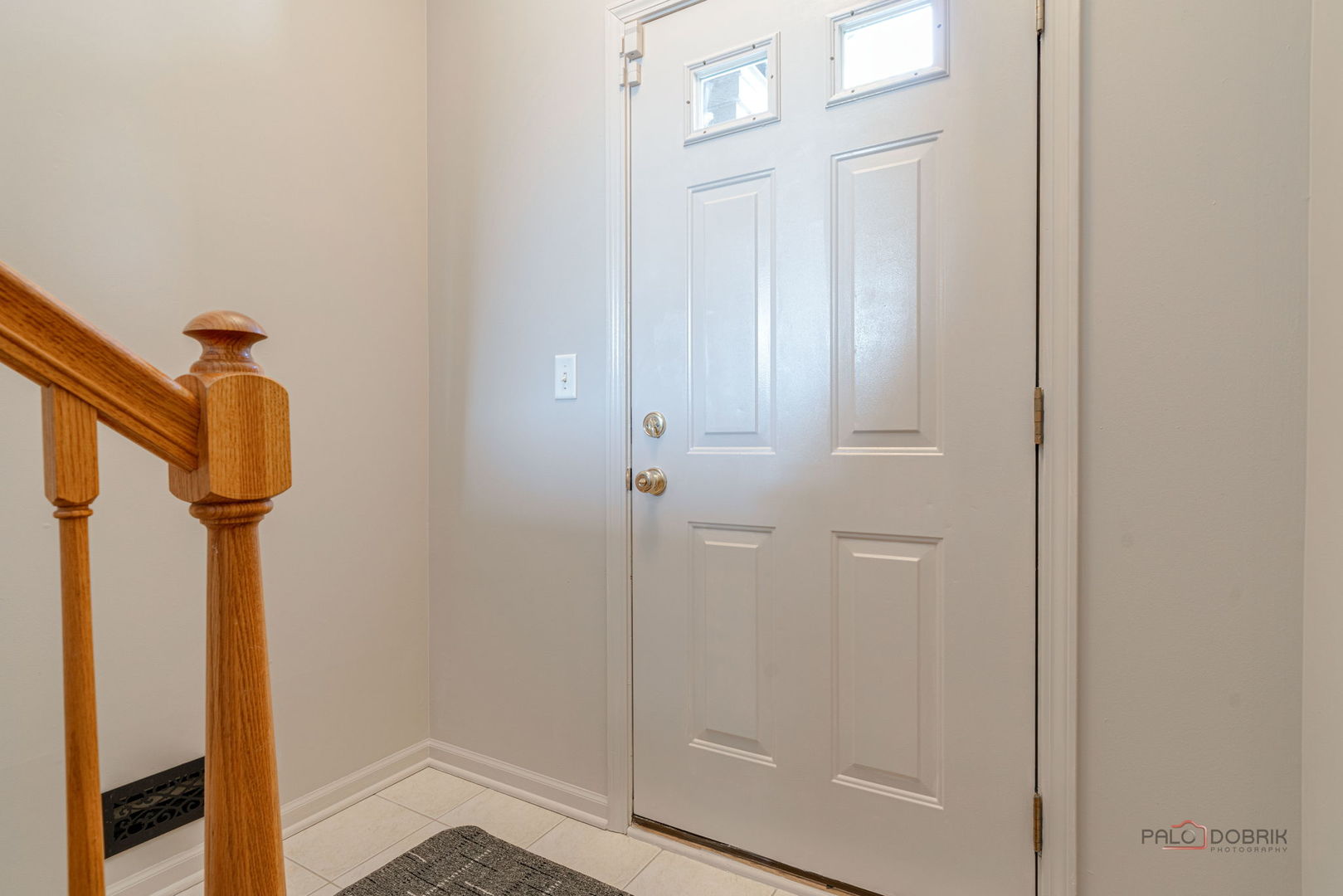 1129 N Claremont Drive 1129