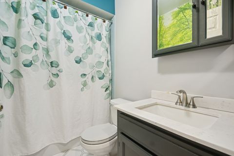 Tiny photo for 820 E Old Willow Road #214, Prospect Heights, IL 60070 (MLS # 12480632)