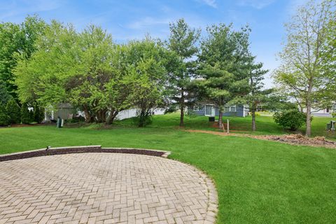 Tiny photo for 115 Pineridge Drive S, Oswego, IL 60543 (MLS # 12683295)