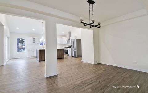 Tiny photo for 18653 W Willow Point Drive, Grayslake, IL 60030 (MLS # 12522280)