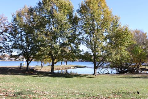 Tiny photo for 18653 W Willow Point Drive, Grayslake, IL 60030 (MLS # 12522280)