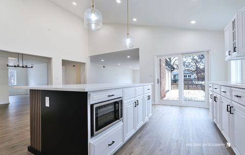 Tiny photo for 18653 W Willow Point Drive, Grayslake, IL 60030 (MLS # 12522280)