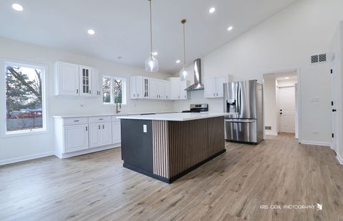 Tiny photo for 18653 W Willow Point Drive, Grayslake, IL 60030 (MLS # 12522280)