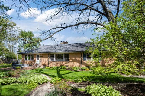 Tiny photo for 1060 Oak Knoll Drive, Lake Forest, IL 60045 (MLS # 12641018)