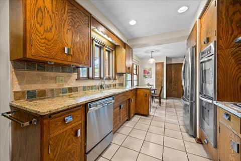 Tiny photo for 1060 Oak Knoll Drive, Lake Forest, IL 60045 (MLS # 12641018)