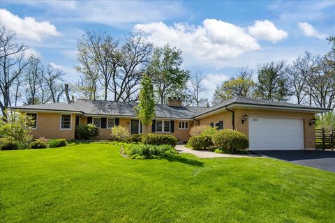 1060 Oak Knoll Drive Lake Forest IL 60045