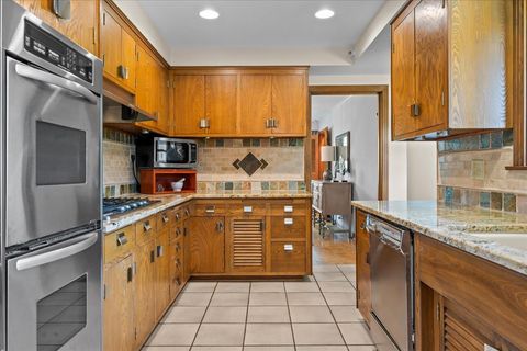 Tiny photo for 1060 Oak Knoll Drive, Lake Forest, IL 60045 (MLS # 12641018)