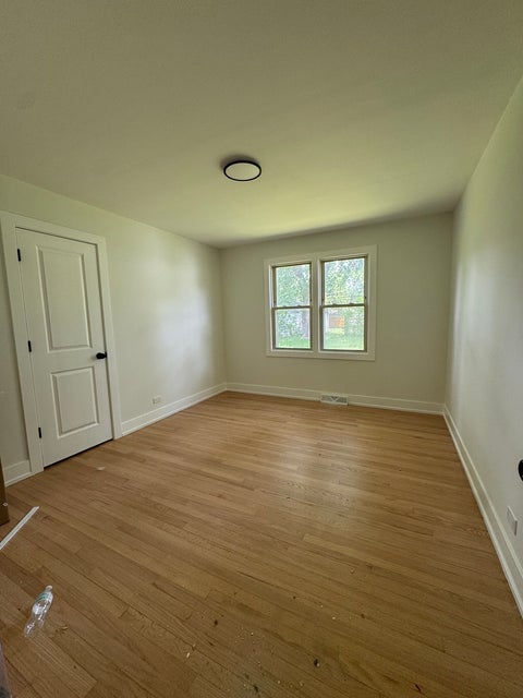 Tiny photo for 5550 W 85th Street, Burbank, IL 60459 (MLS # 12693191)
