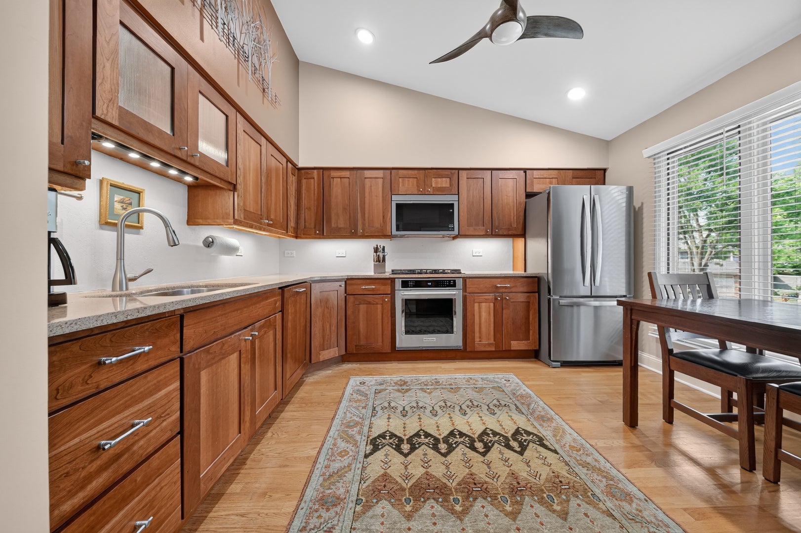 1211 Emerson Lane 1211