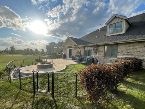 Tiny photo for 2122 Sky Harbor Drive, New Lenox, IL 60451 (MLS # 12490070)