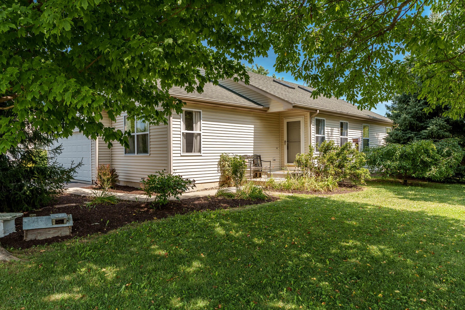901 N Oak Creek Drive