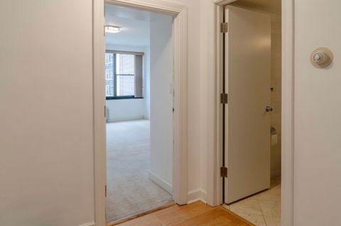 Tiny photo for 850 N Dewitt Place #10G, Chicago, IL 60611 (MLS # 12643209)