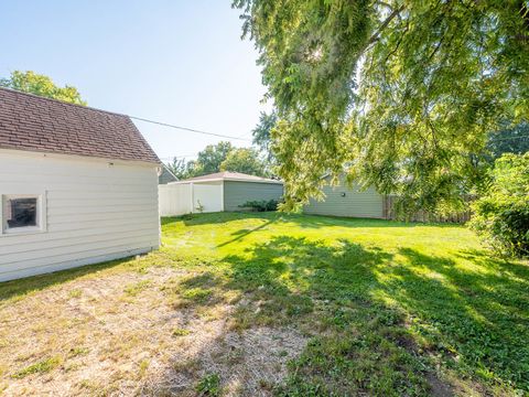 Tiny photo for 237 Ingleside Avenue, Aurora, IL 60506 (MLS # 12491519)