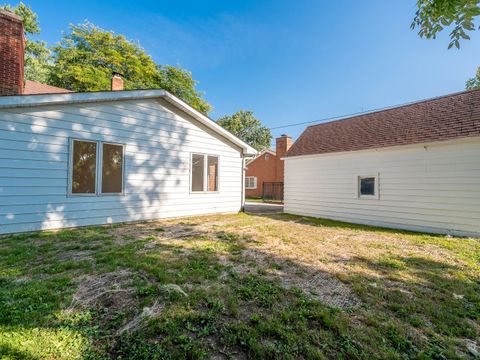 Tiny photo for 237 Ingleside Avenue, Aurora, IL 60506 (MLS # 12491519)