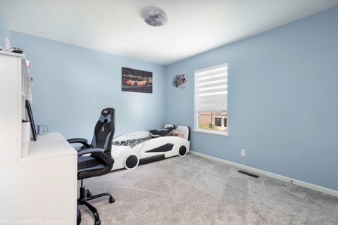 Tiny photo for 321 S Pointe Avenue, South Elgin, IL 60177 (MLS # 12736038)