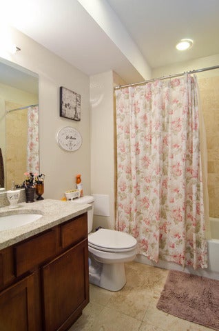 Tiny photo for 2335 W Iowa Street #1G, Chicago, IL 60622 (MLS # 12776259)